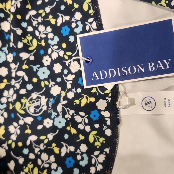 NWT Addison Bay Legging - Picture 5 of 5